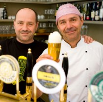 IL BIRRIFCIO ITALIANO FESTEGGIA IL SUO 15.MO ANNIVERSARIO PARTECIPANDO AL VINITALY 2011